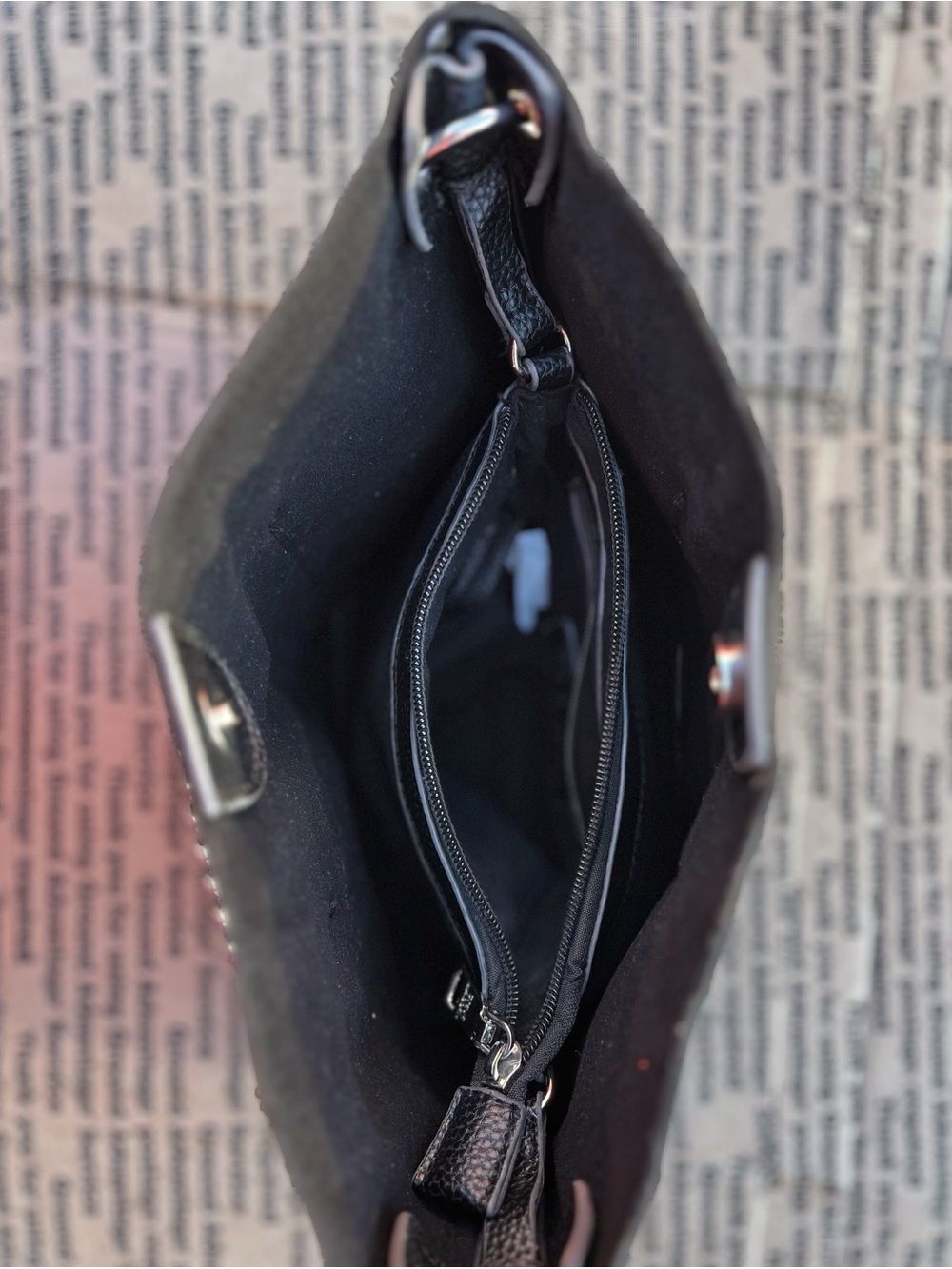 Steve Madden Black Pebbled Leather Shoulder Bag with Studded Handle - Picture 5 of 8
